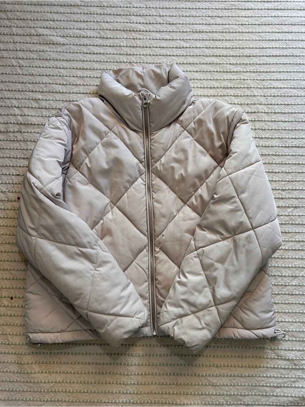 Quilted squared puffy coat